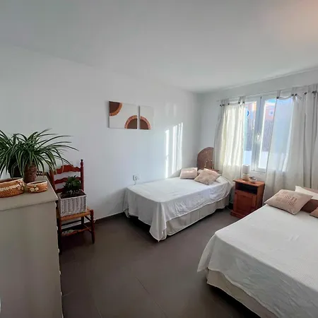 * Ideale Famille-plage, Activites, Commerces Σπίτι διακοπών Punta Prima (Menorca)