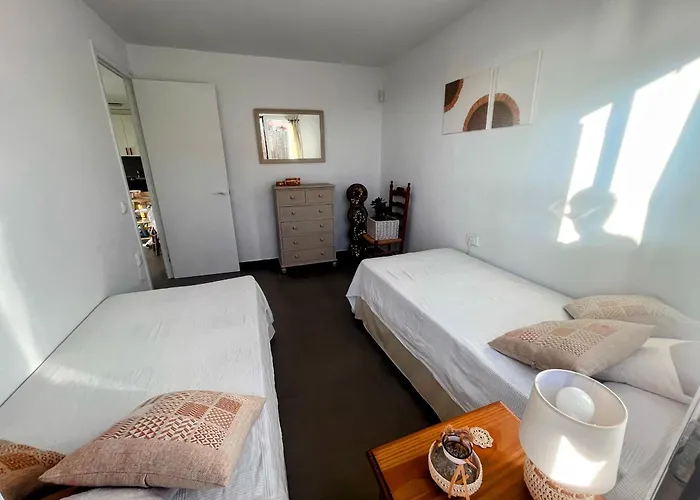 * Ideale Famille-plage, Activites, Commerces *