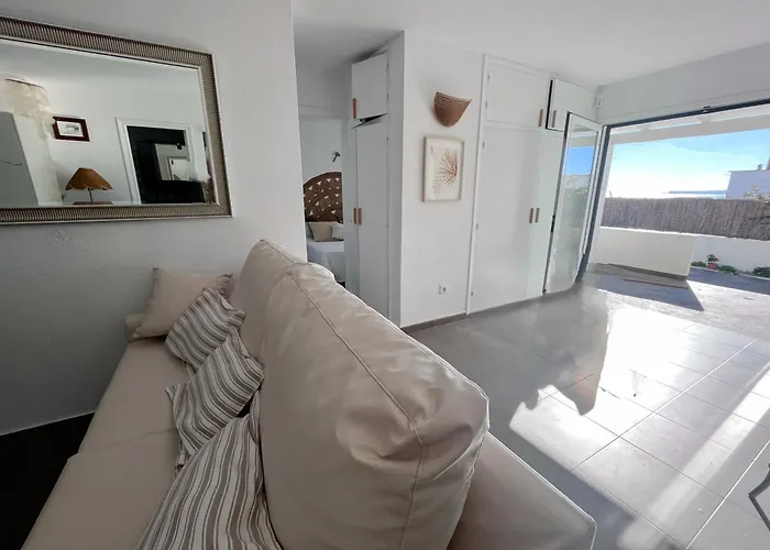 * Ideale Famille-plage, Activites, Commerces 푼타프리마